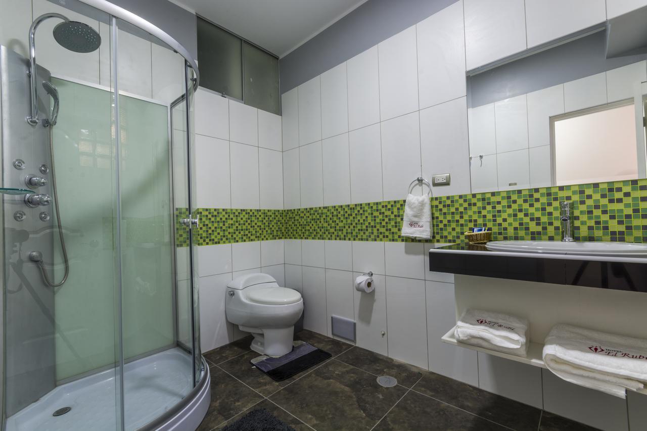 Hotel El Rubi Уарас Екстер'єр фото