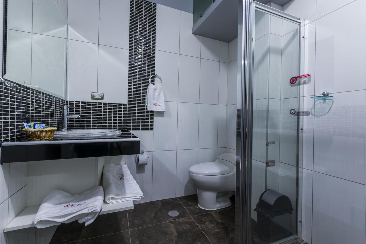 Hotel El Rubi Уарас Екстер'єр фото