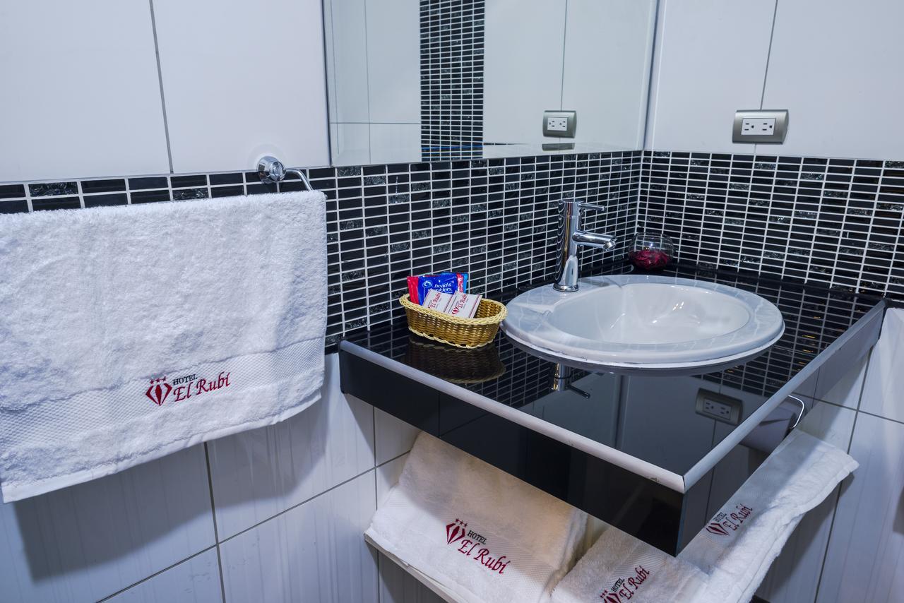 Hotel El Rubi Уарас Екстер'єр фото