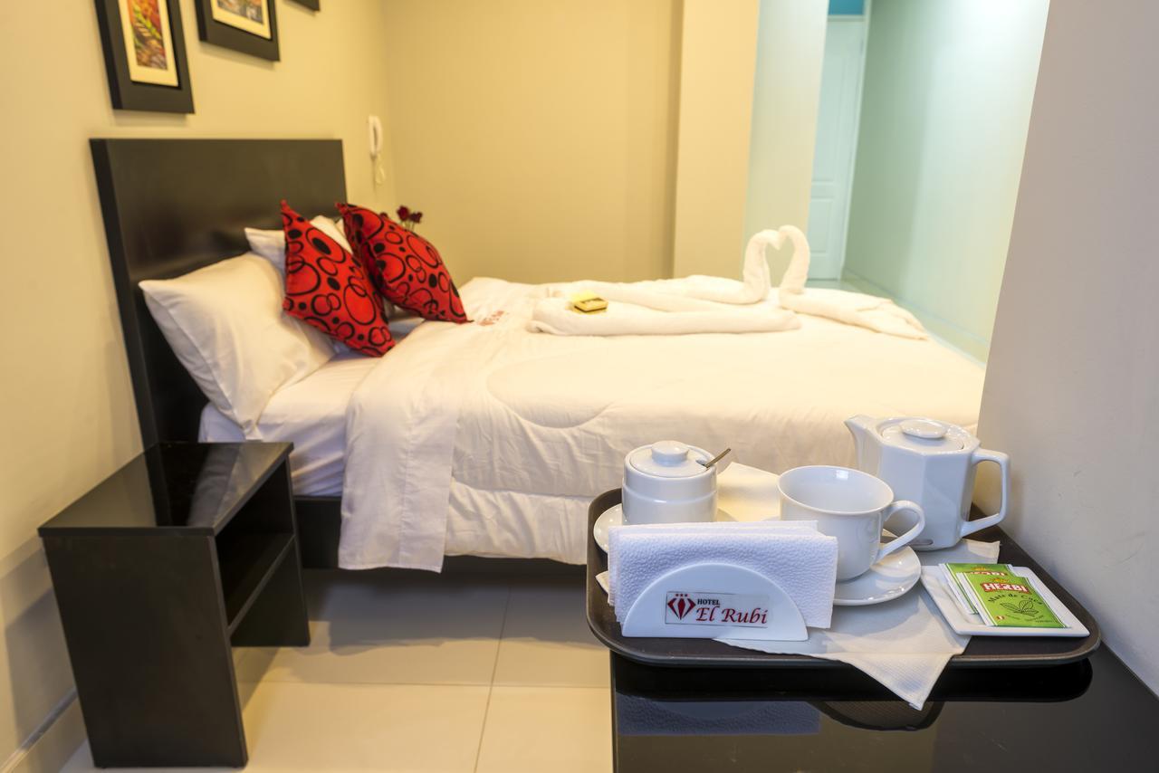 Hotel El Rubi Уарас Екстер'єр фото