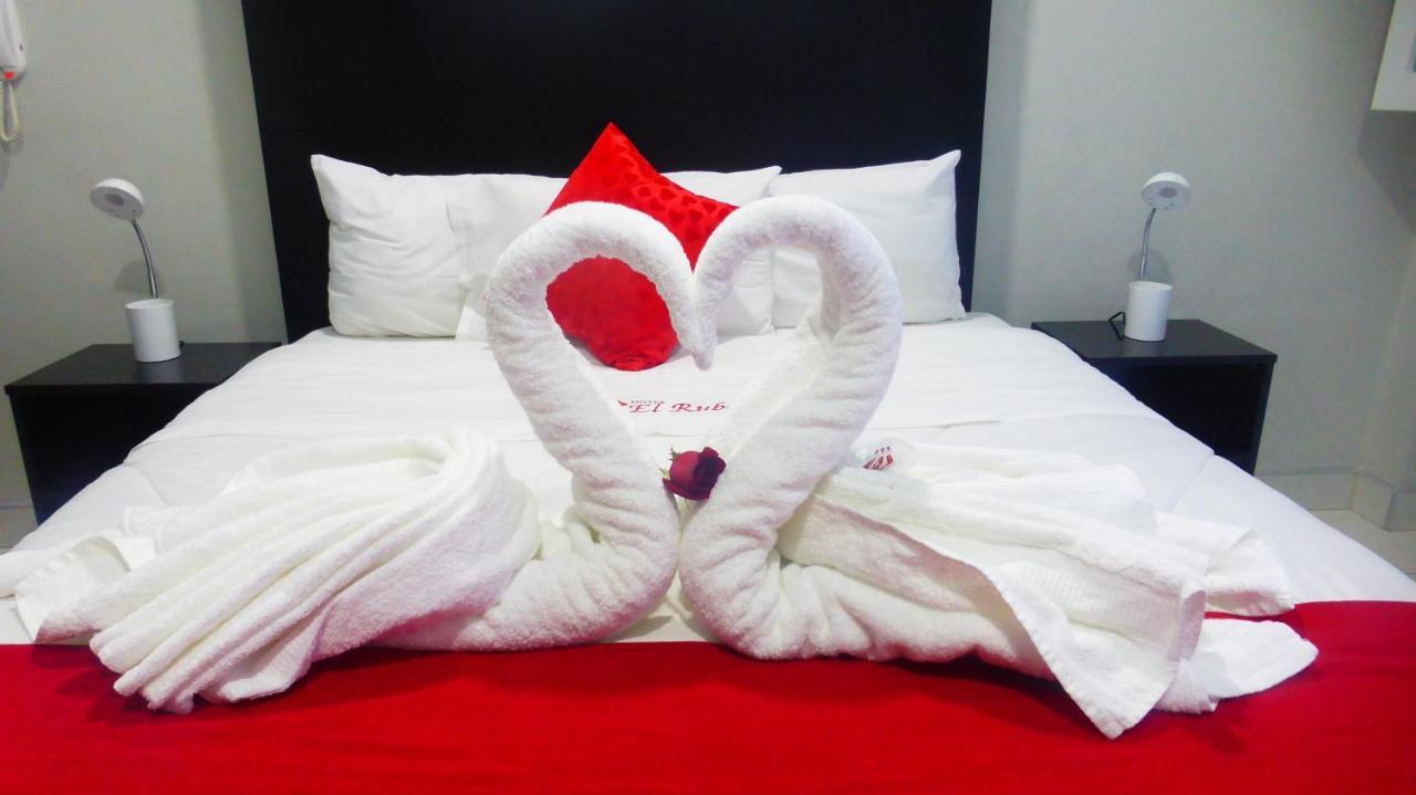 Hotel El Rubi Уарас Екстер'єр фото